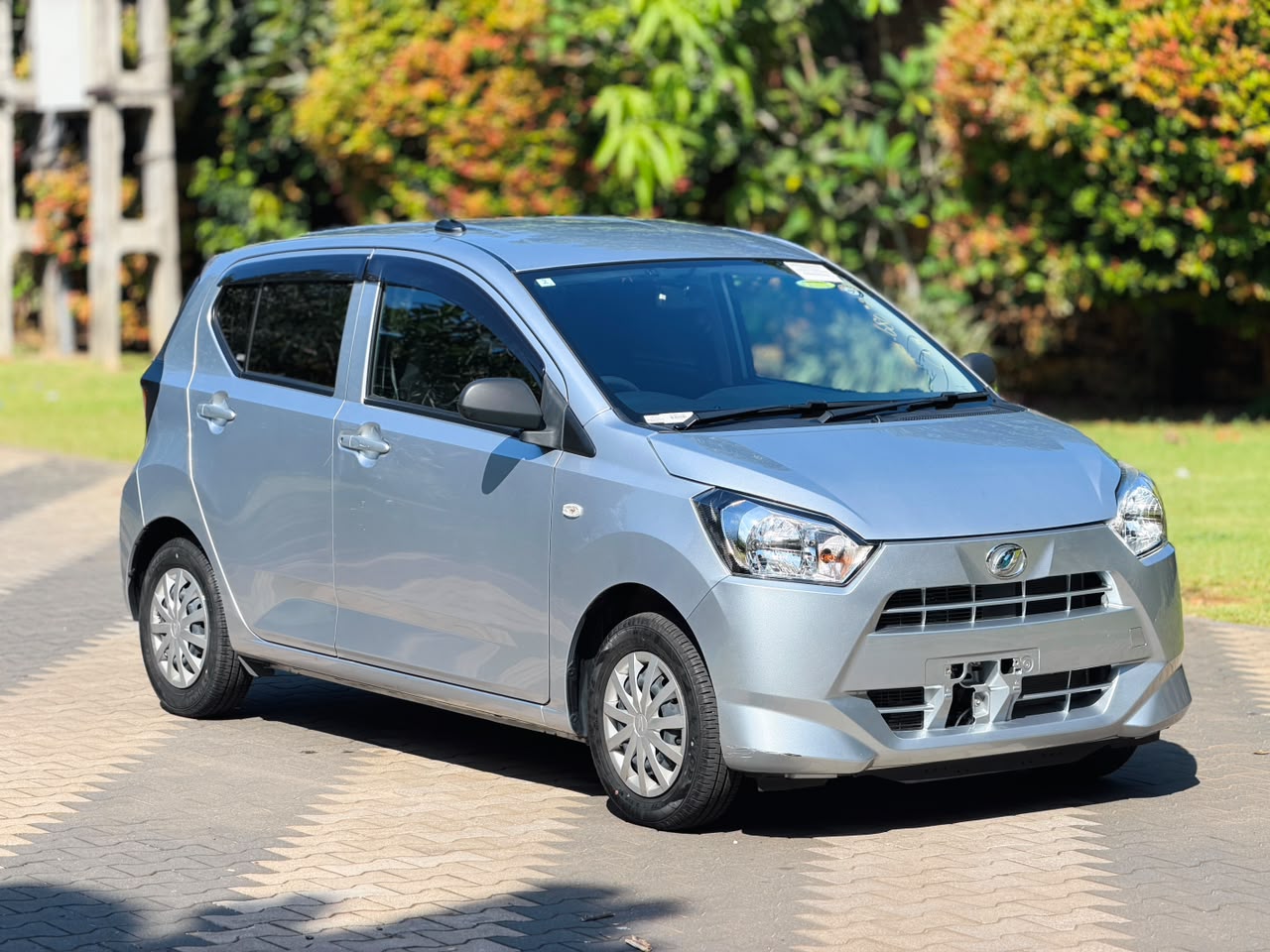 Daihatsu Mira L Grade 2023